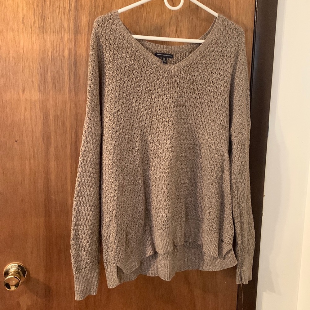 3/$10 🤑 American Eagle Sweater